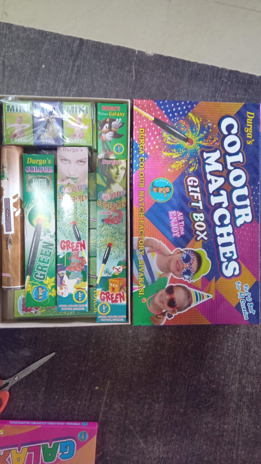COLOUR MATCH BOX - GIFT BOX